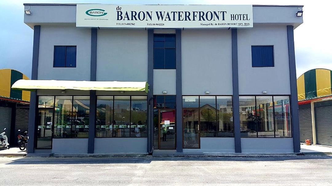 Baron Water Front Motel Kuah Ngoại thất bức ảnh